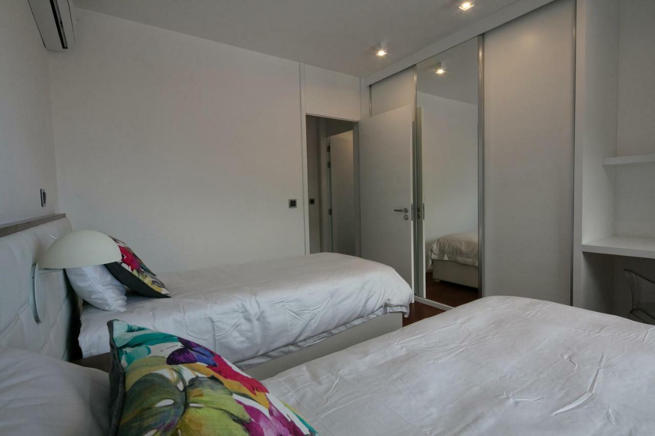 Spacious Luxury Holiday Apartment With A Great View, Funchal, Free Wifi And Parking Esterno foto