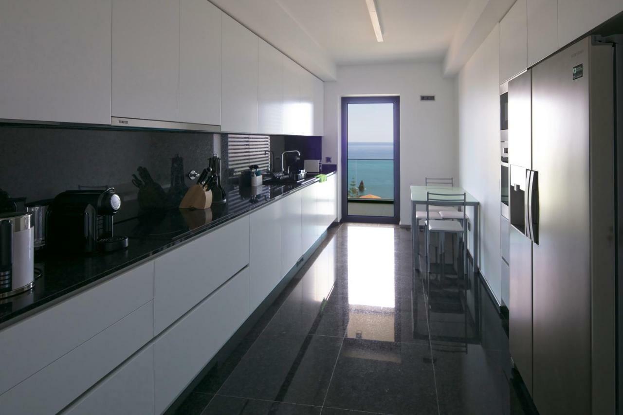Spacious Luxury Holiday Apartment With A Great View, Funchal, Free Wifi And Parking Esterno foto